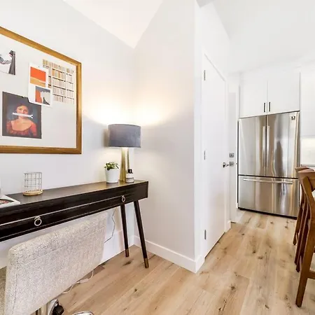 Modern Nordic Escape, 3Br Near Wem & Dt, Aircon & Fireplace, Wifi, Sleeps 6! Edmonton Exterior photo